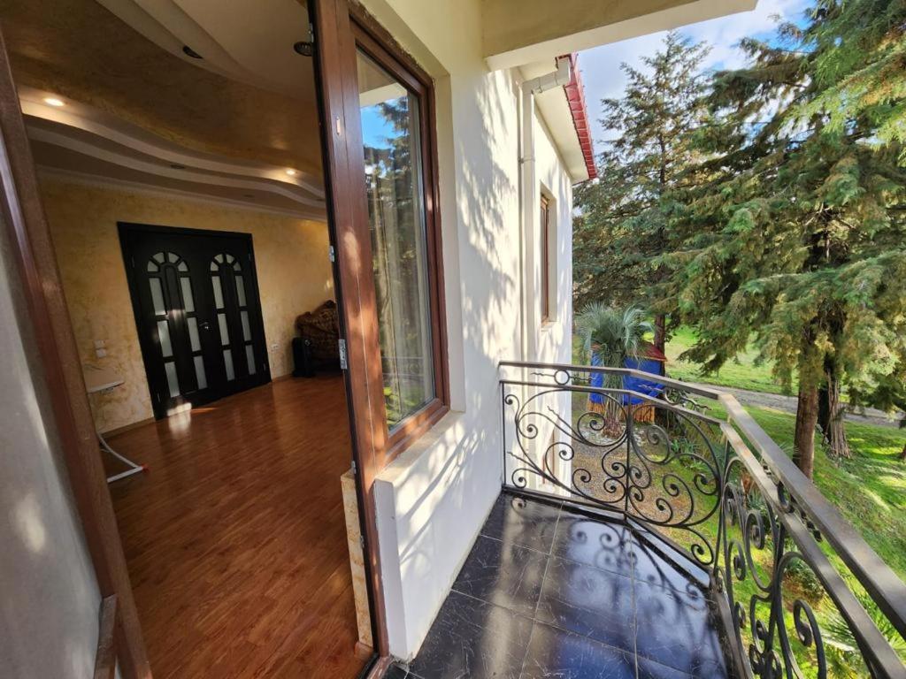 Villa In Chakvi Extérieur photo